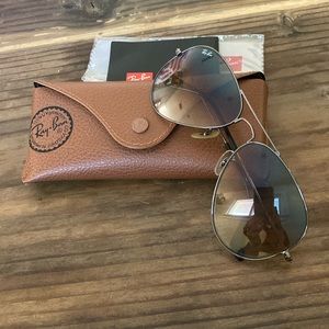 Ray ban aviator sunglasses